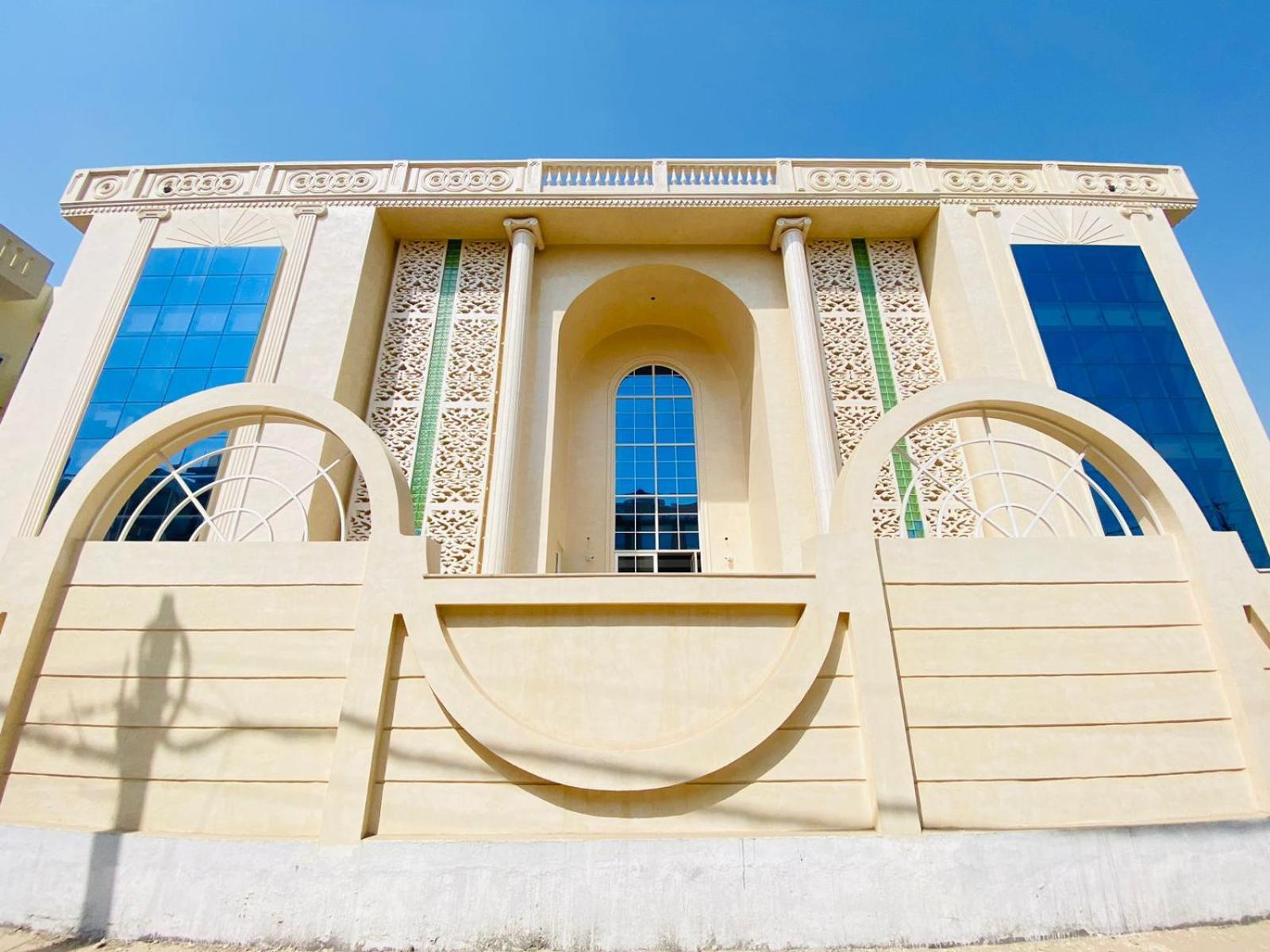 Hotel Holiday Grand Greater Noida Exterior foto
